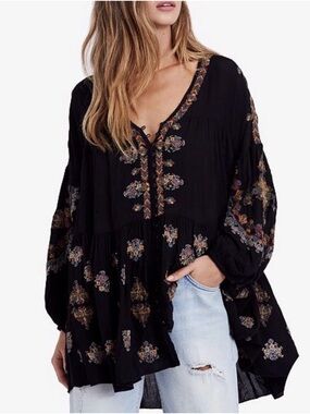 Free People EXC Arianna medium embroidered tunic Top